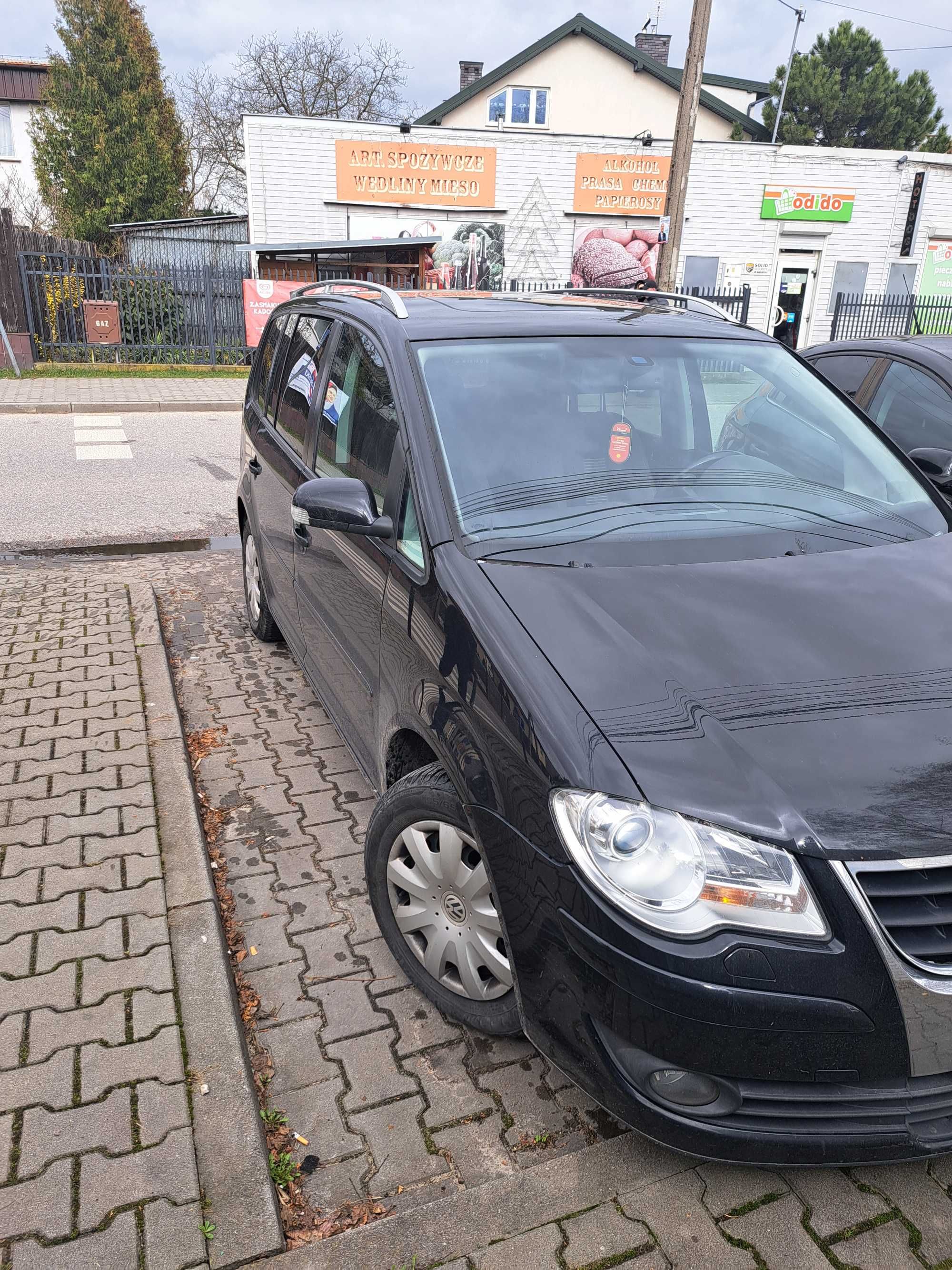 Volkswagen Touran 2009 2.0 TDi Navi Webasto