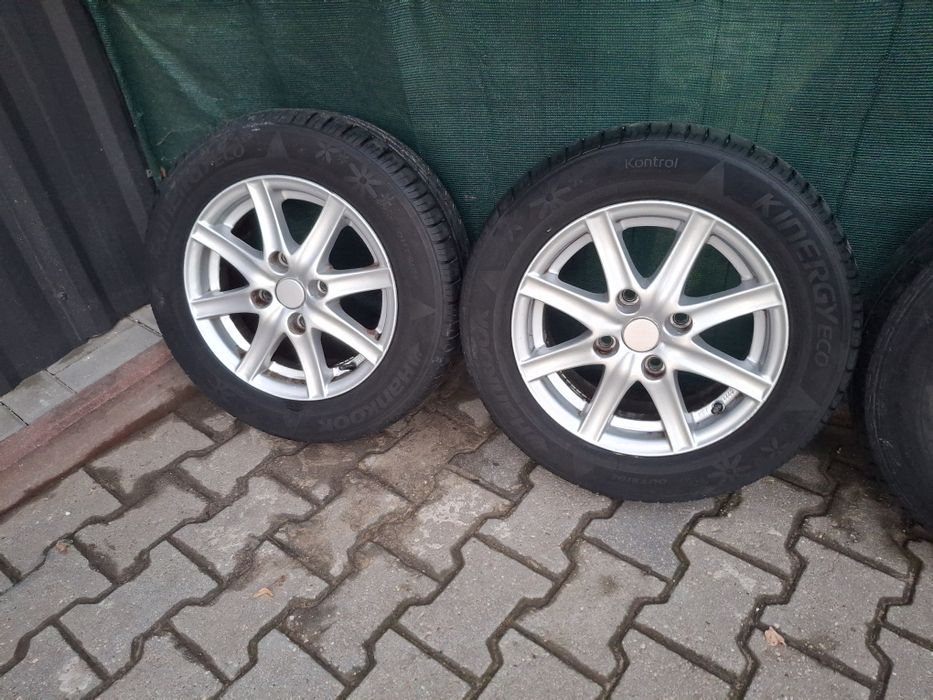 Alufelgi 4x114,3 r14 proste opony Lato