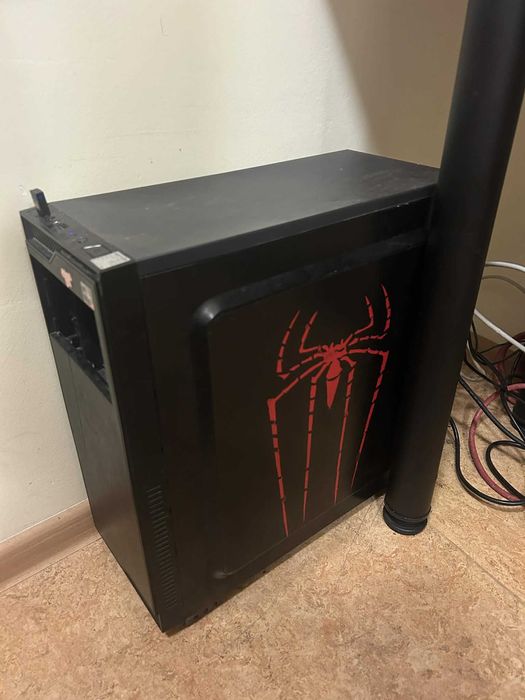 Komputer Ryzen 5800x, RX 6600xt, 16gb ddr4 2x8 3200