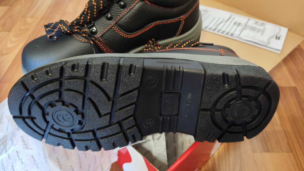 Ботинки рабочие REIS BROPTIREIS