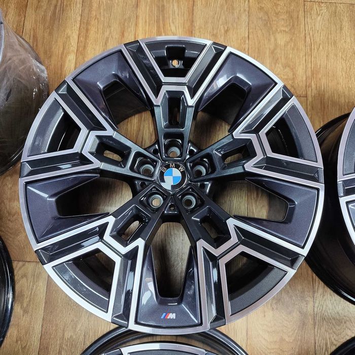 R20 8.5j-10j оригінал BMW 5 i5 G60 G61 стиль 939M диски бмв