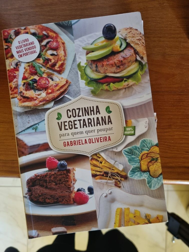 Livro Cozinha vegetariana Gabriela Oliveira
