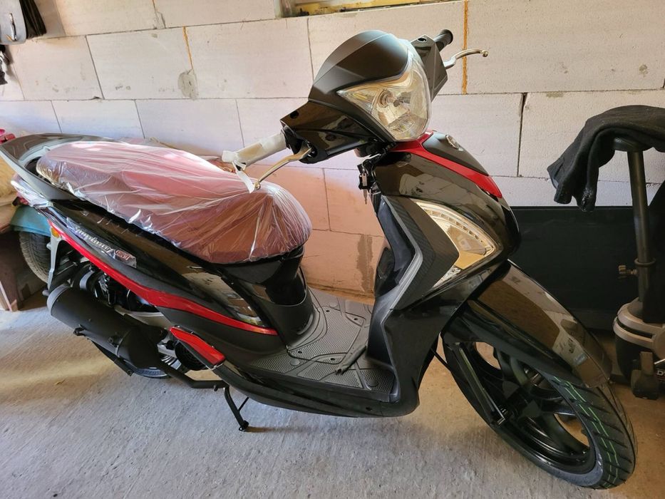 Скутер Sym Symphony ST 200