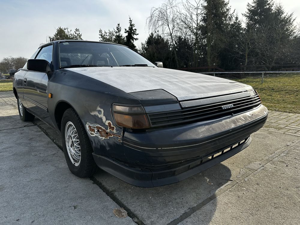 OldMobil Toyota Celica 89r