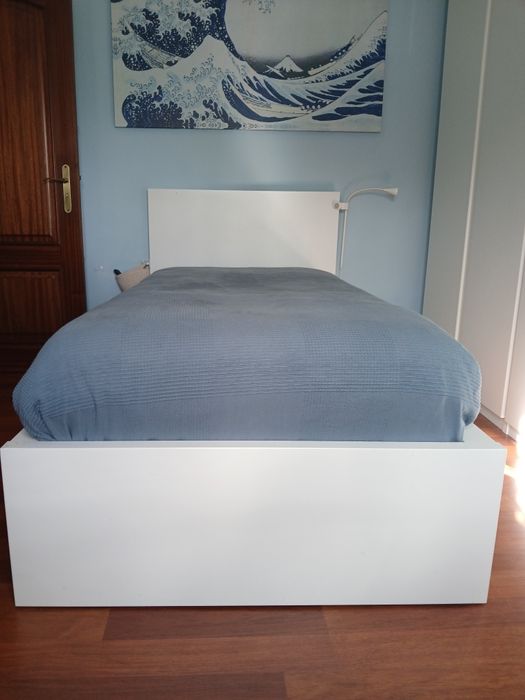 Cama Solteiro co. Arrumação