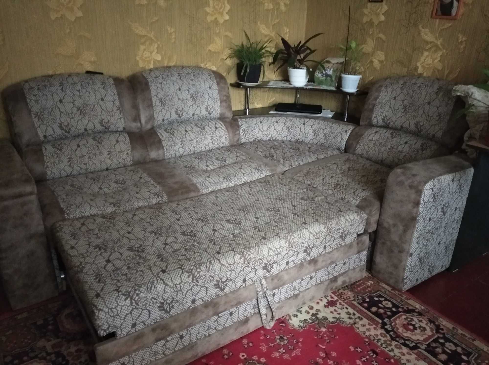 Диван розкладний 2*125