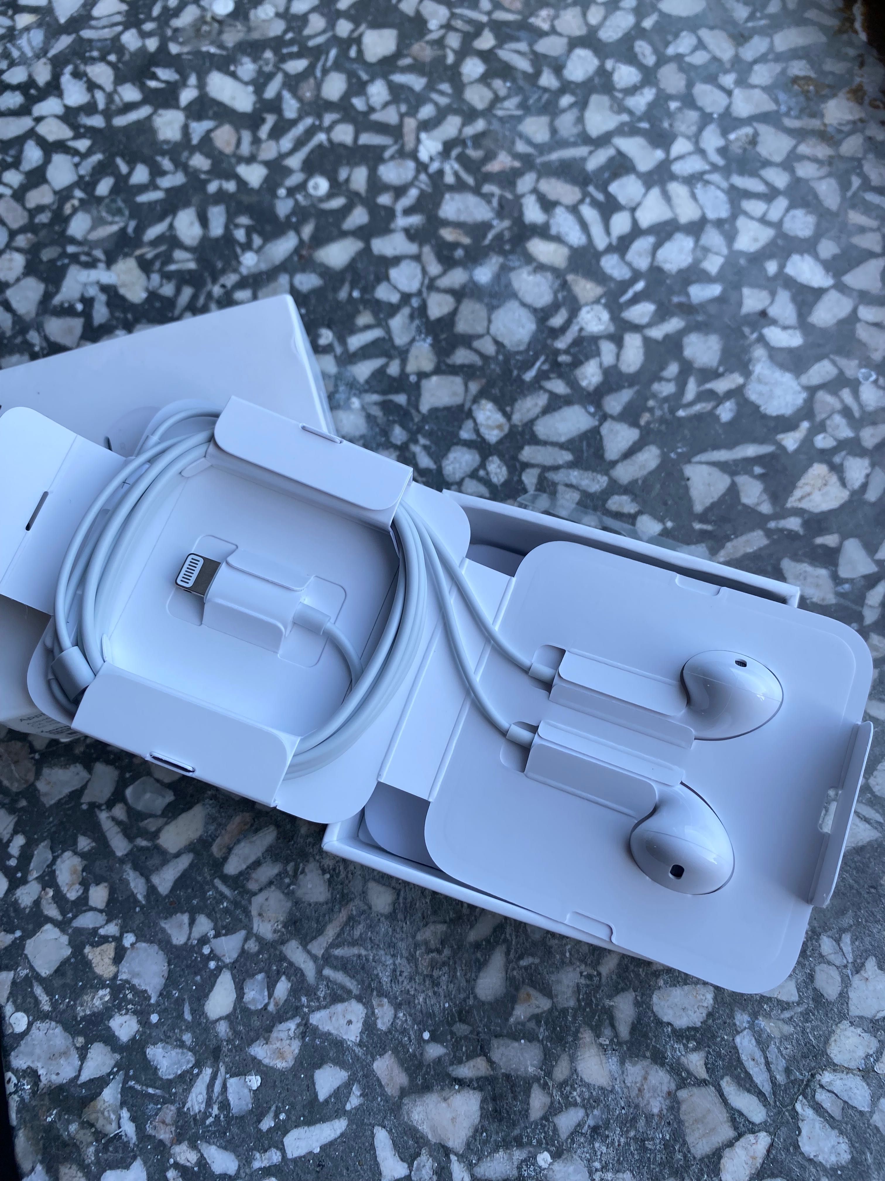 Oryginalne słuchawki EarPods Apple Lightning iPhone