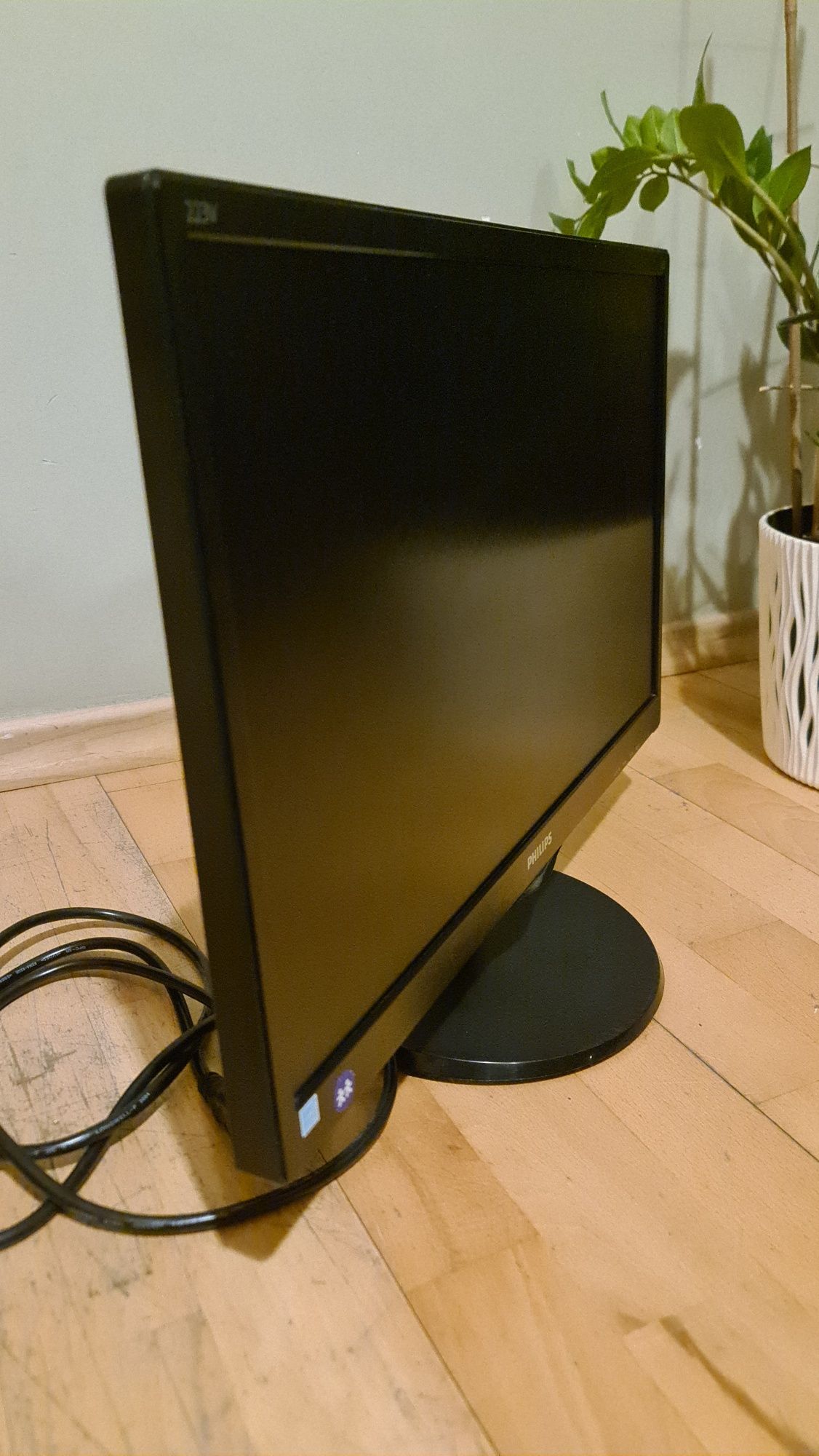 Monitor Philips 223v5l