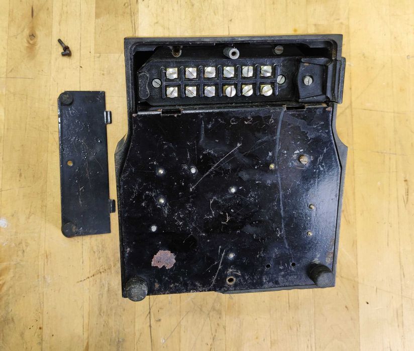 Telefon CZPT lata 50-te dawca [094]