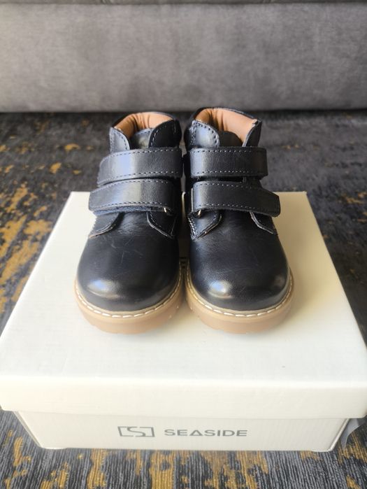 Botas de bebé em pele novas | Tamanho 20