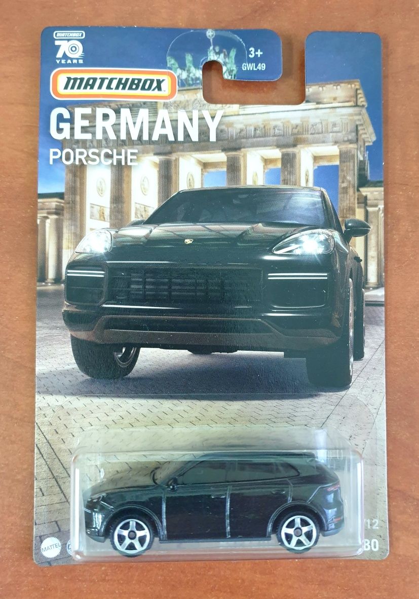 Auto Porsche Cayenne Turbo Matchbox Germany die cast model