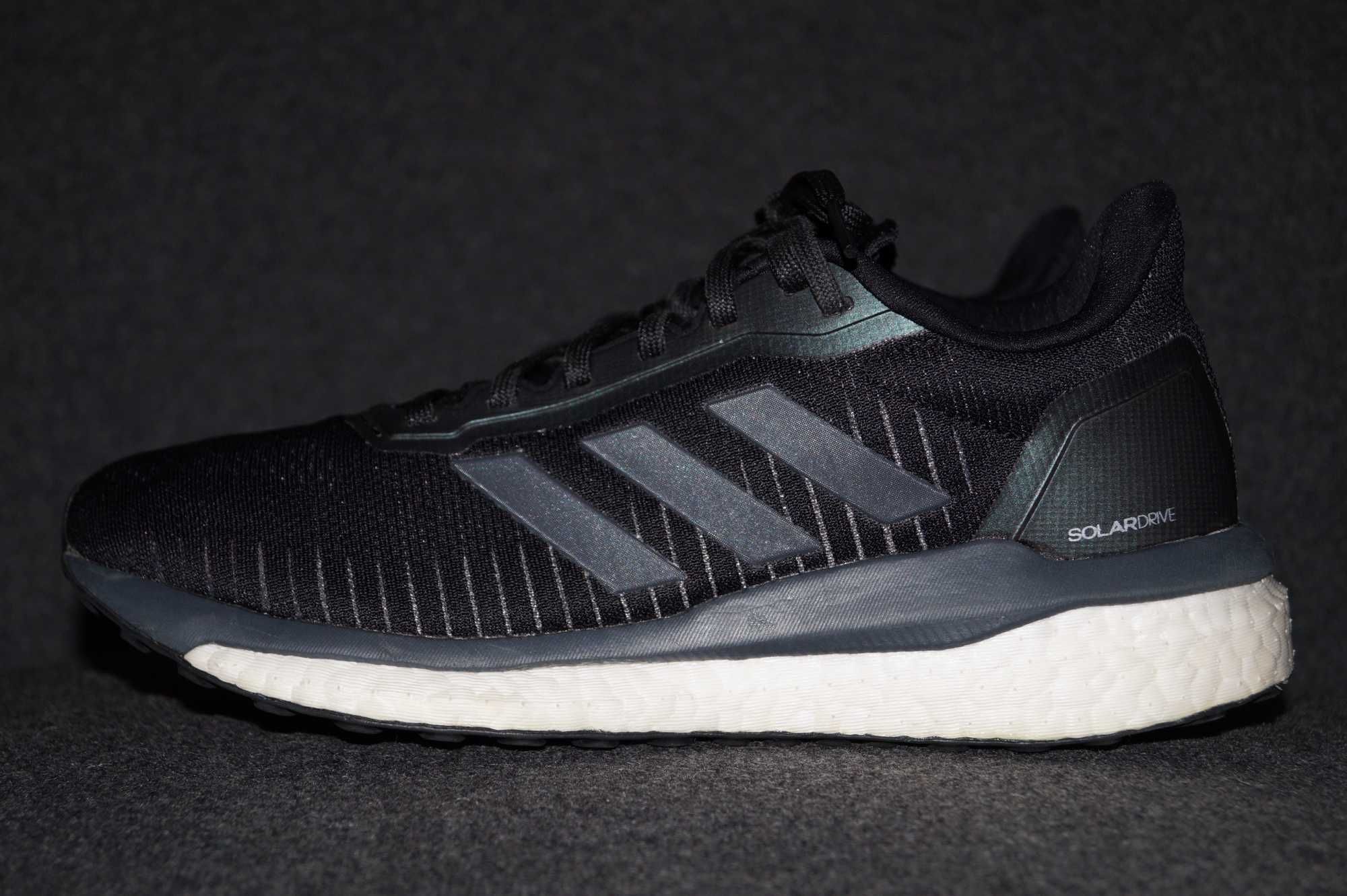 Damskie buty sportowe Adidas Boost Solardrive r. 38