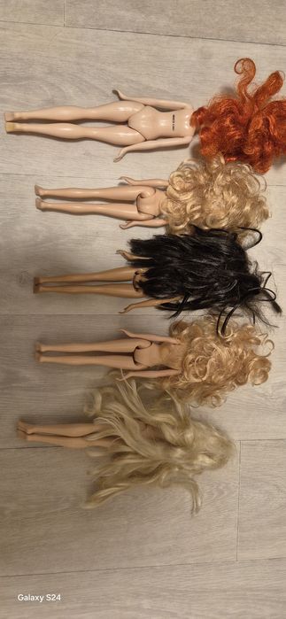 2.5€ cada boneca, 
2.5€ cada boneca.
Nao faço envio