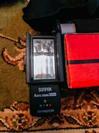 Sunpak Auto Zoom 3000 Thyristor Flash + zestaw filtrów + gratis