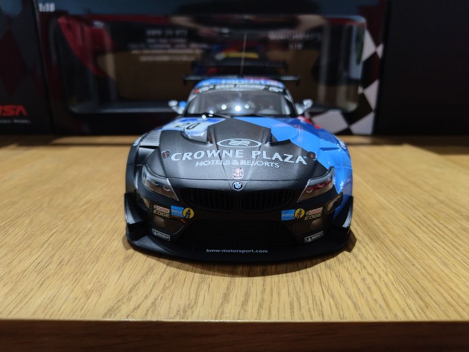 BMW Z4 GT3 – Minichamps 1:18 – Team Schubert (24h Nürburgring)