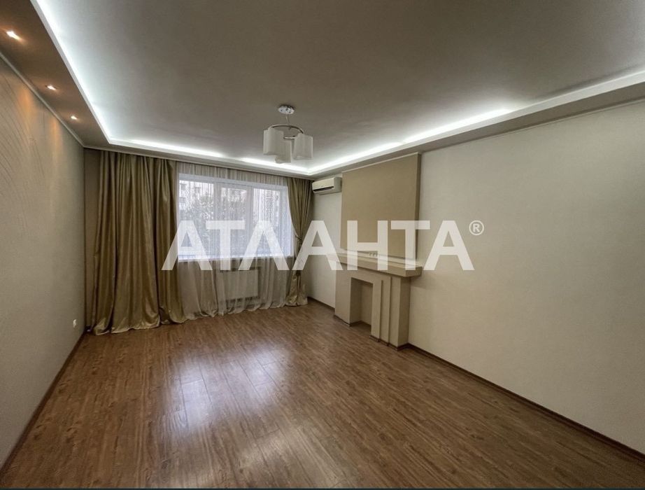 Однокомнатная квартира в кирпичном доме с ремонтом  в ЖК Вернисаж