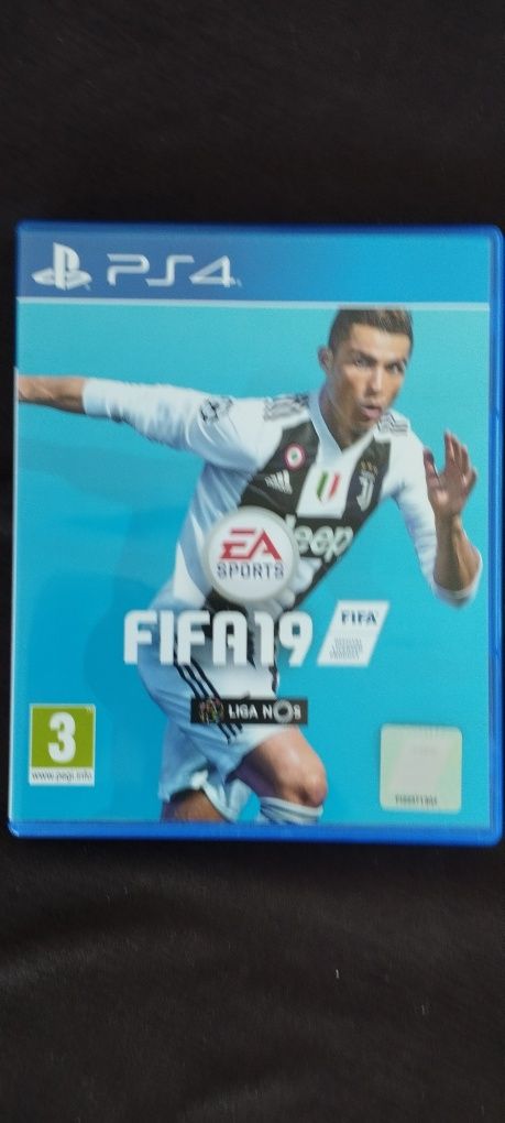 Fifa 19 ps4 como novo