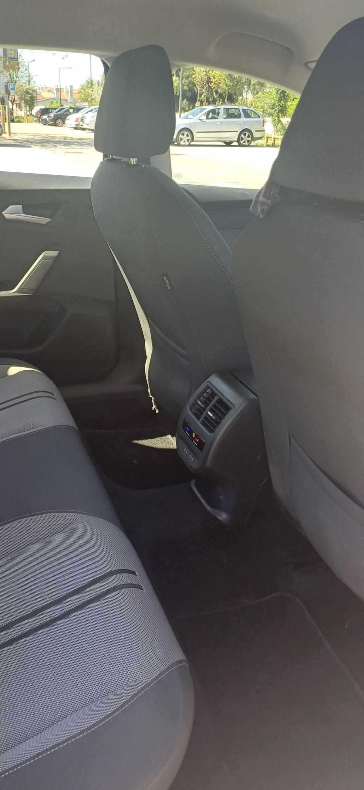 Seat Leon 1.0 TSI Style 110cv (Ano 2021) Gasolina