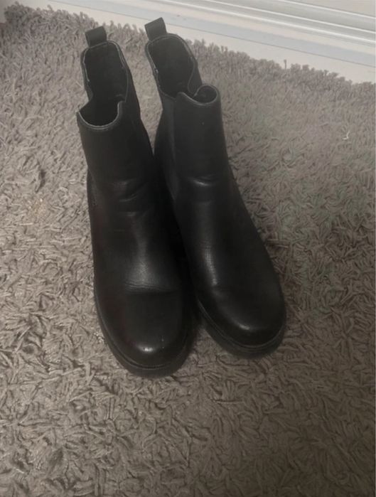 Czarne damskie botki Catwalk rozm. 37