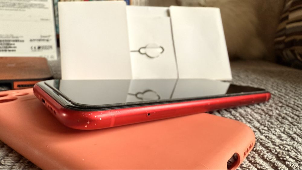 Sprzedam iPhone 11 128GB – jak nowy, zadbany, gotowy do działania!