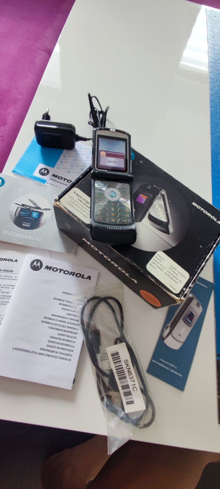 Motorola v3 razr cały zestaw jak z salonu