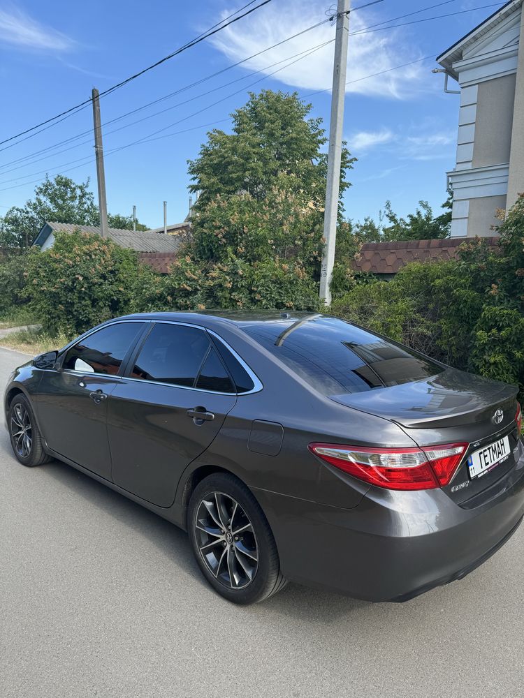 Продам автомобіль Toyota Camry