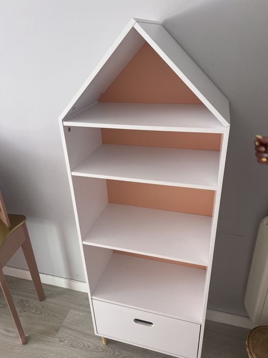 Estante quarto criança