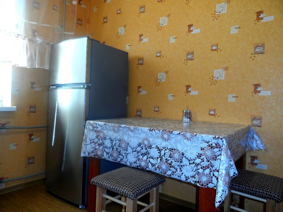 На Центральному проспекті подобово 1 к/квартира (АТБ)