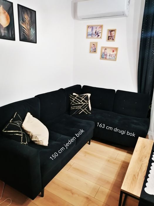 Czarny narożnik z funkcją spania