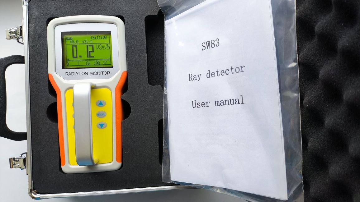Dozymetr licznik Geigera promieniowania Monitor skażeń SW83 w Walizce