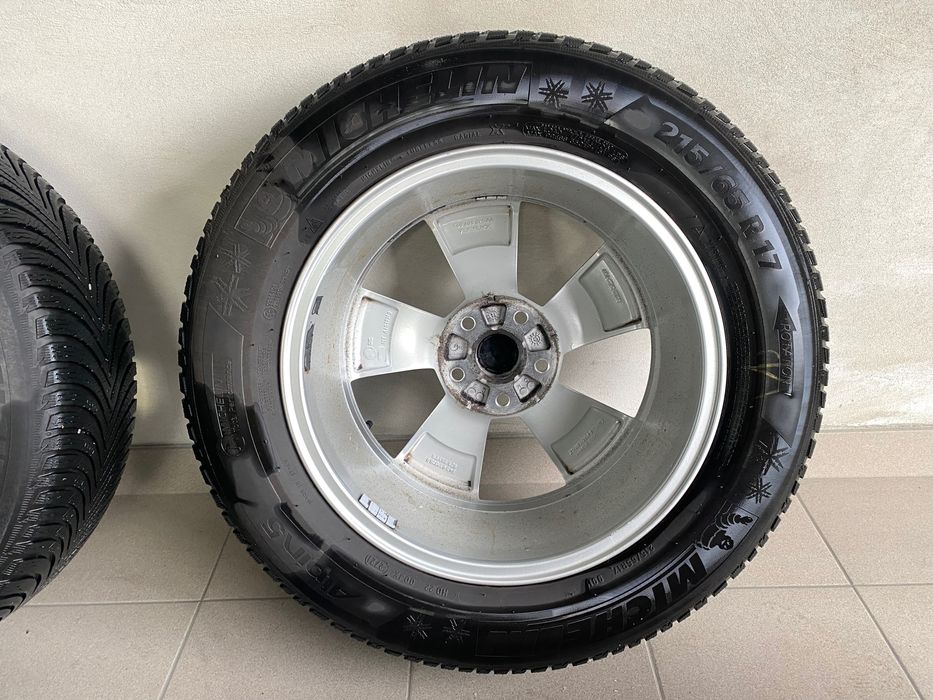 Колеса Зима Диски + Шини Skoda Kodiaq 215/65 R17 5х112