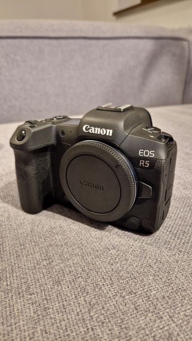 NOWY Canon EOS R5 + 50mm