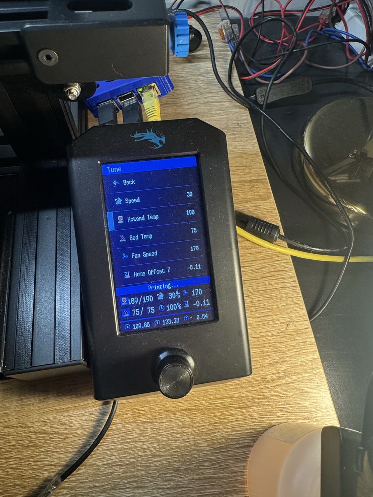 Impressora Ender 3 V2 com muitos extras
