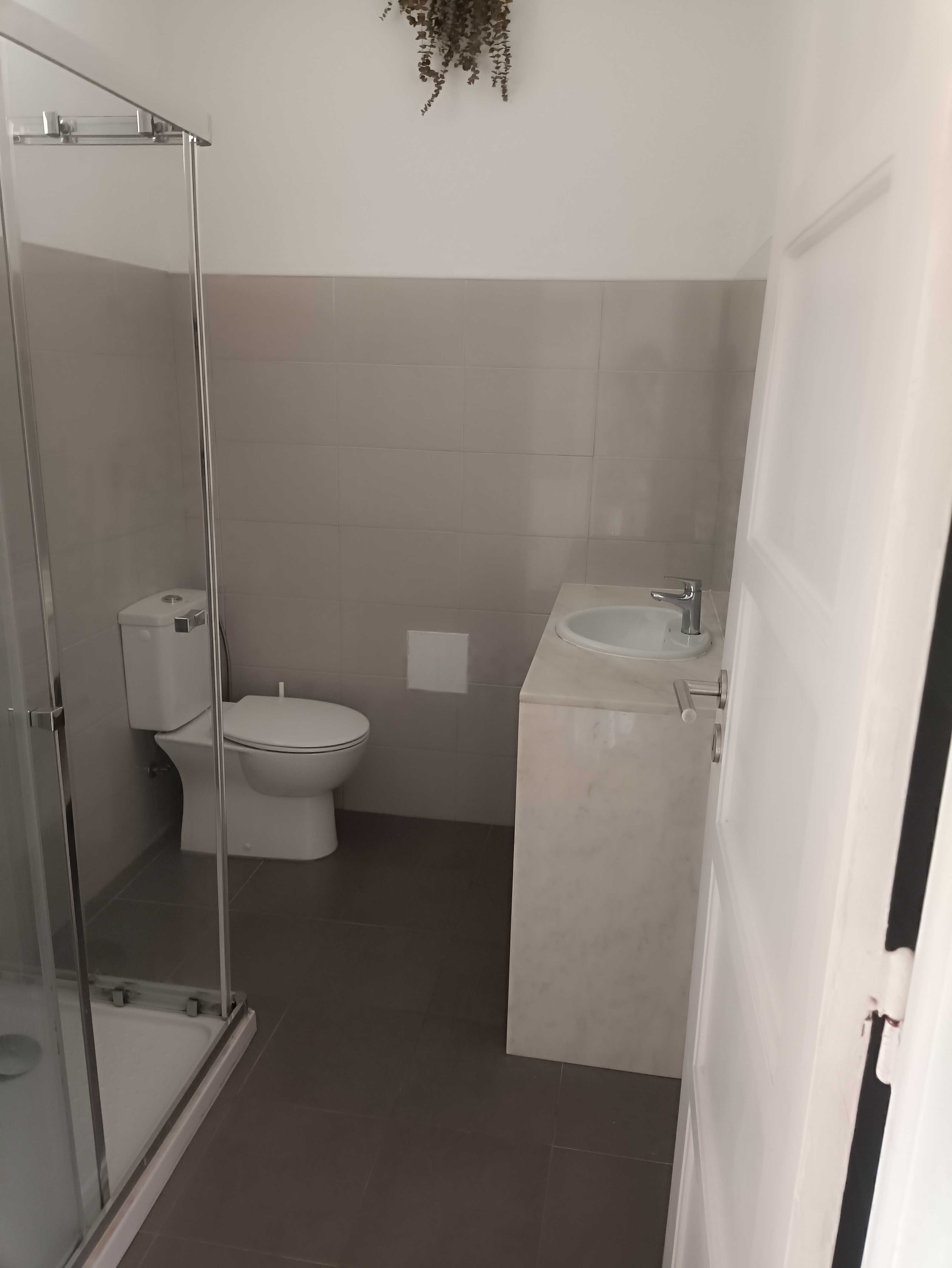 Arrendo T2  Mina/Amadora