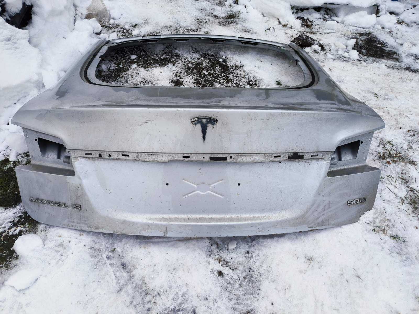 Tesla Model S кришка багажника кляпа оригінал в наявності