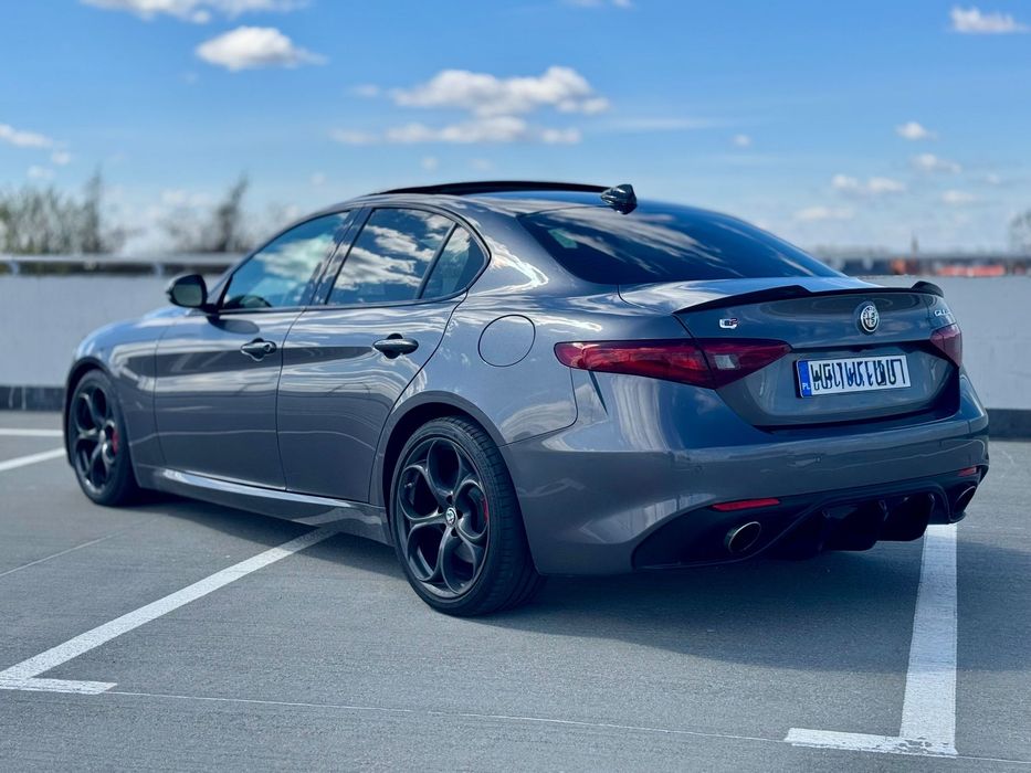 Alfa Romeo Giulia Alfa Romeo Giulia Veloce Ti