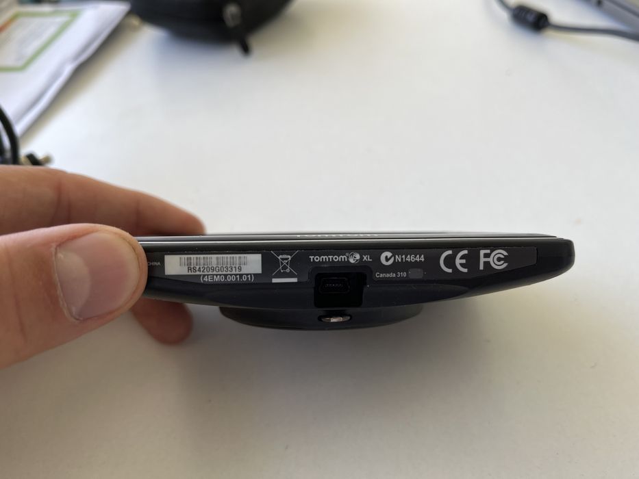 Used TomTom XL in Good Condition64283967728257123