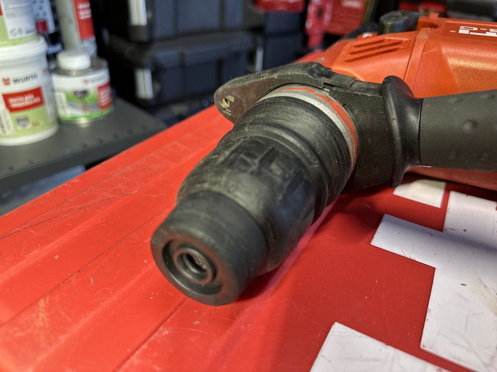 Мережевий перфоратор Hilti TE 15 в кейсі