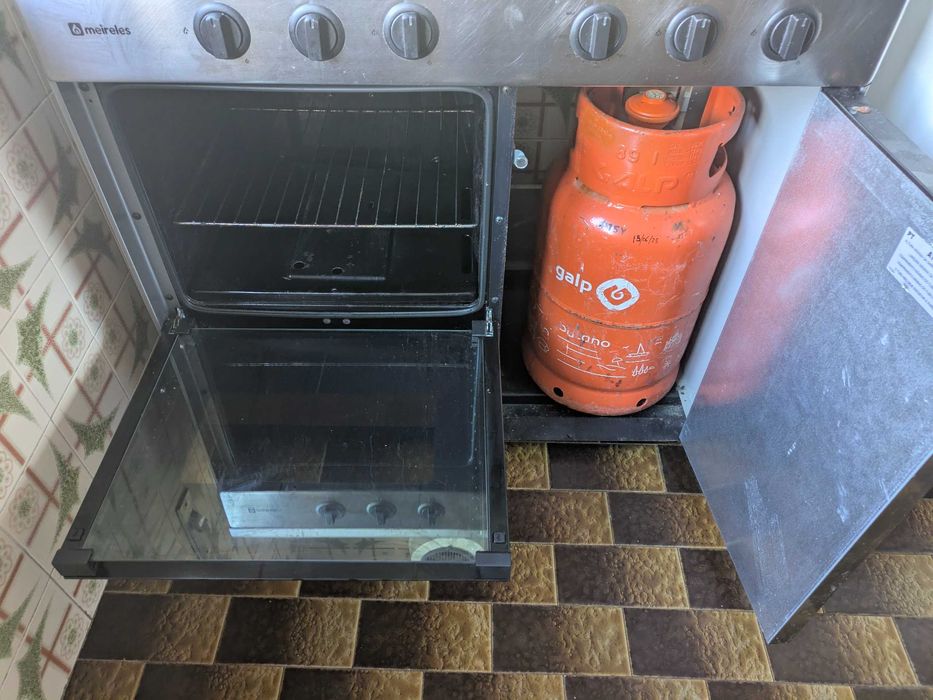 Fogão Meireles 5 queimadores + forno – excelente estado