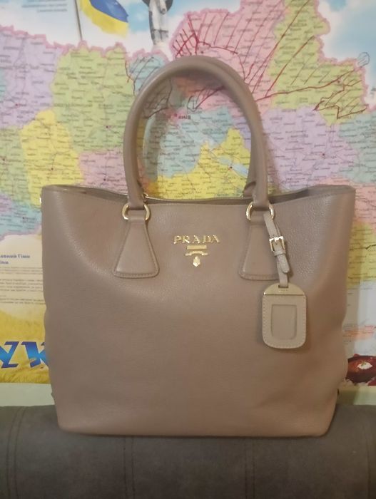 Сумка в стилі Prada