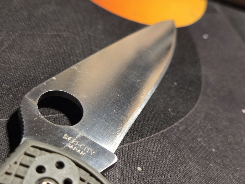 Spyderco Endura 4 Lightweight Grey