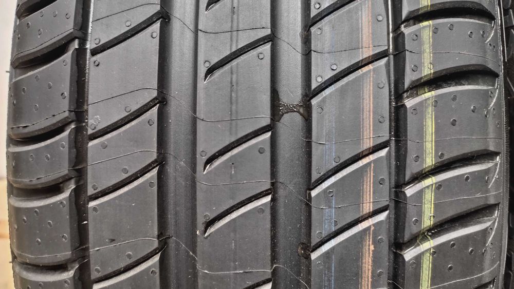 шини  215/65R17. Michelin. нові. 2023р Continental