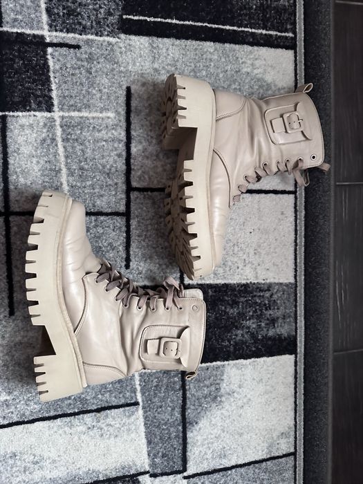 Жіноче взуття зима