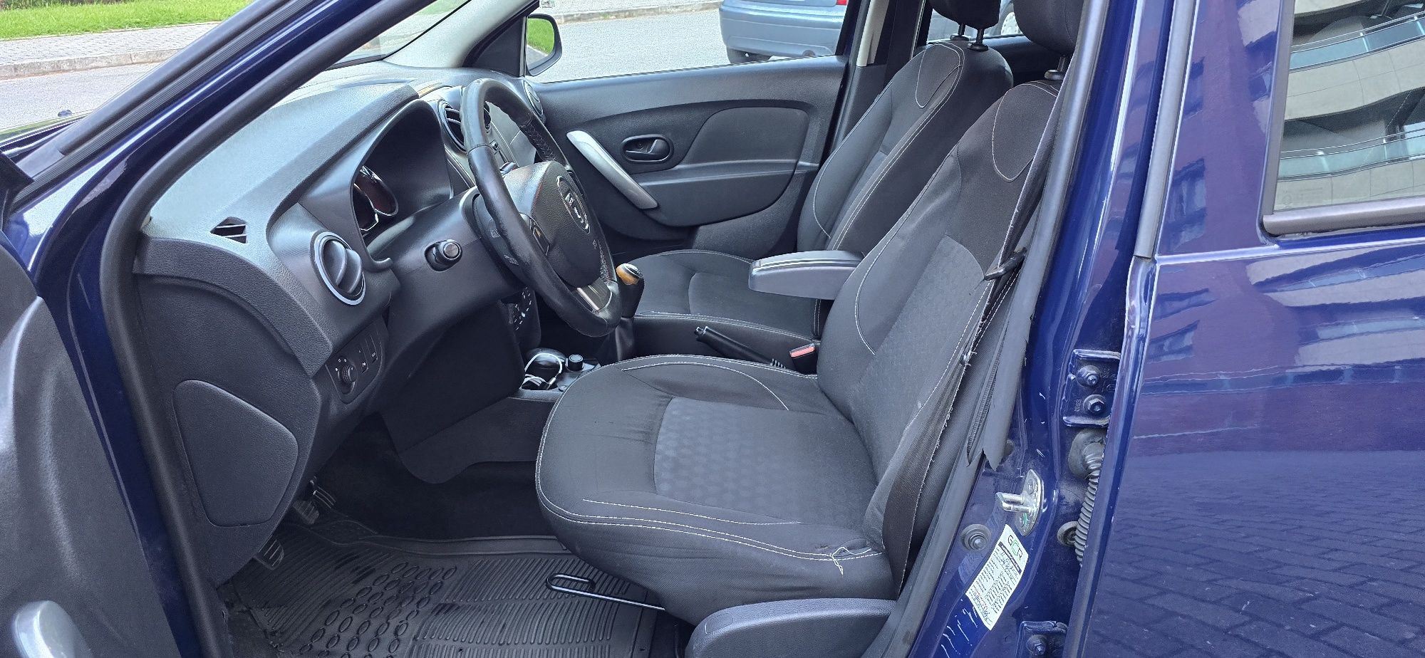 Dacia logan mcv 0.9cc gasolina e GPL de fábrica 255mil km aceito retom