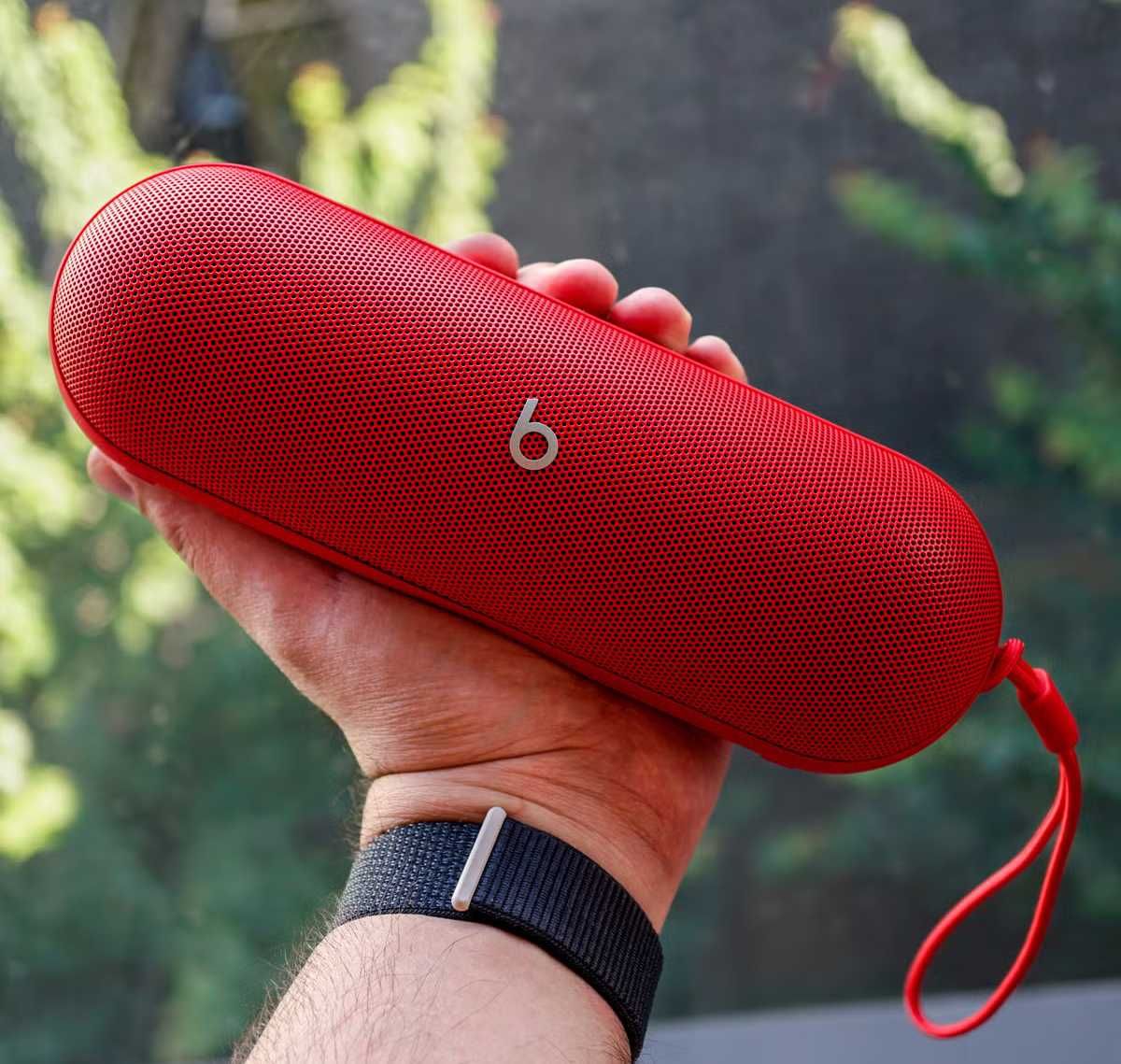 Портативная колонка Beats by Dr. Dre Pill Statement Red