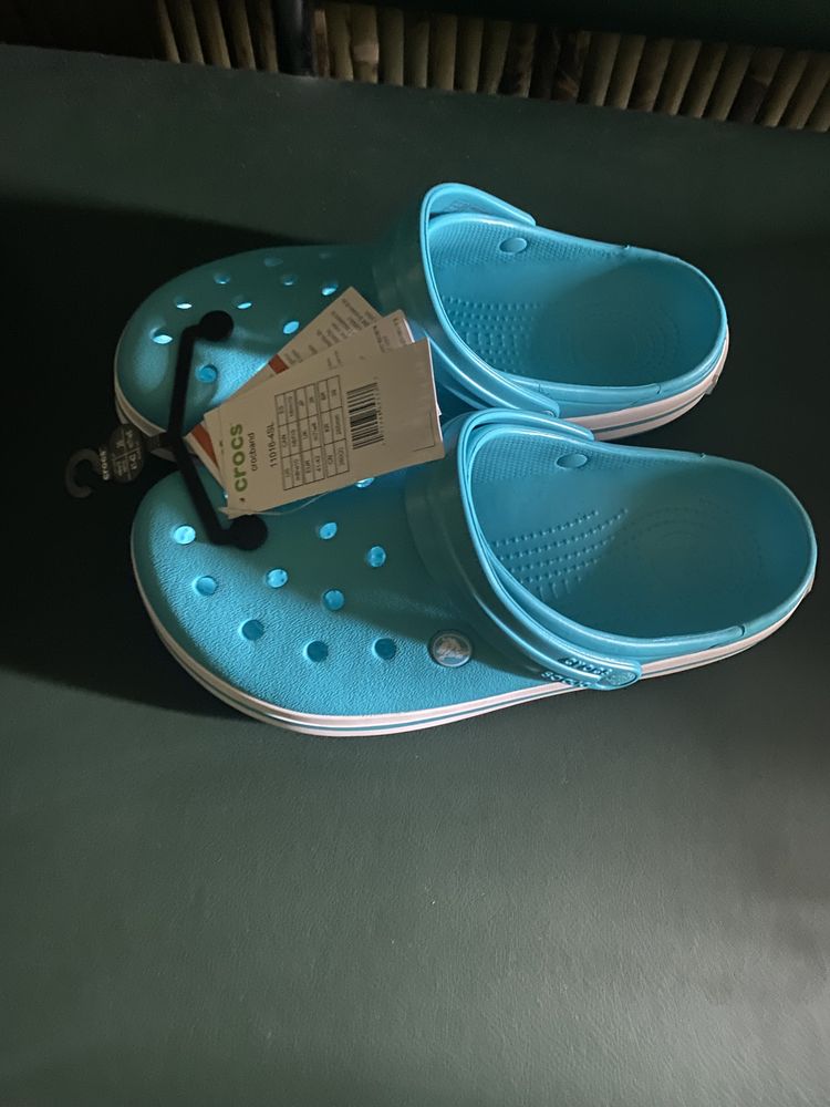 Продам класичні Crocs Crocband