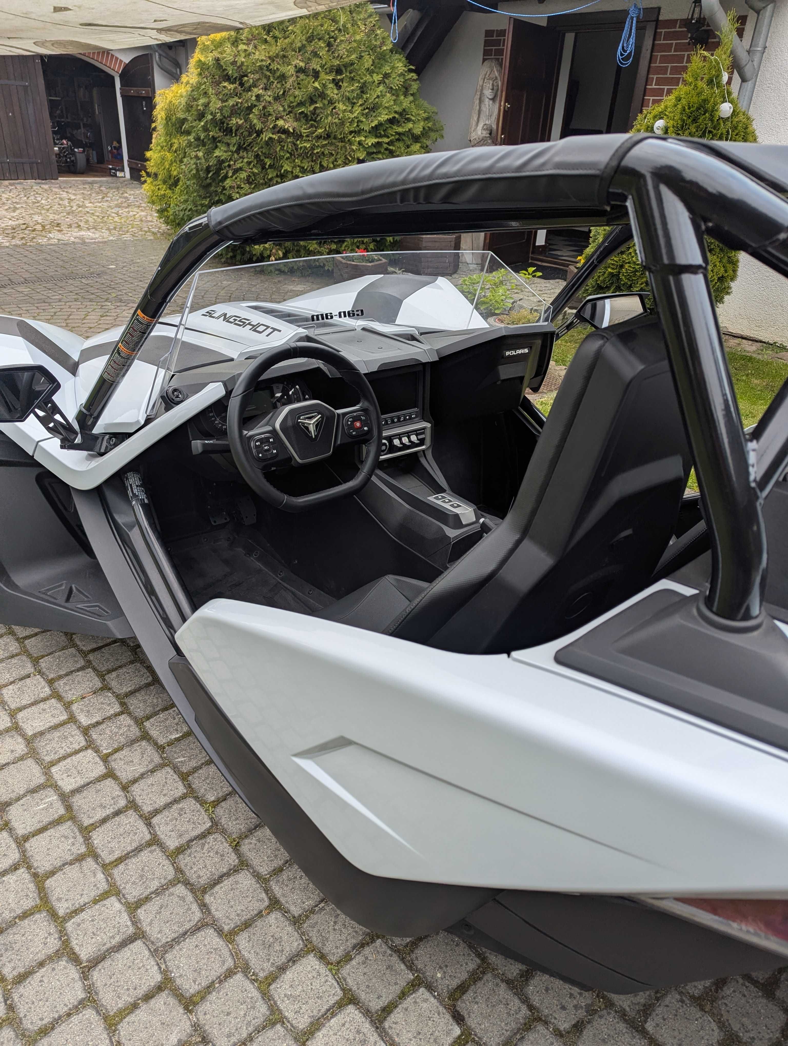 Polaris Slingshot SL 2022 | Tylko 3400 km | Dach + LED podwozie
