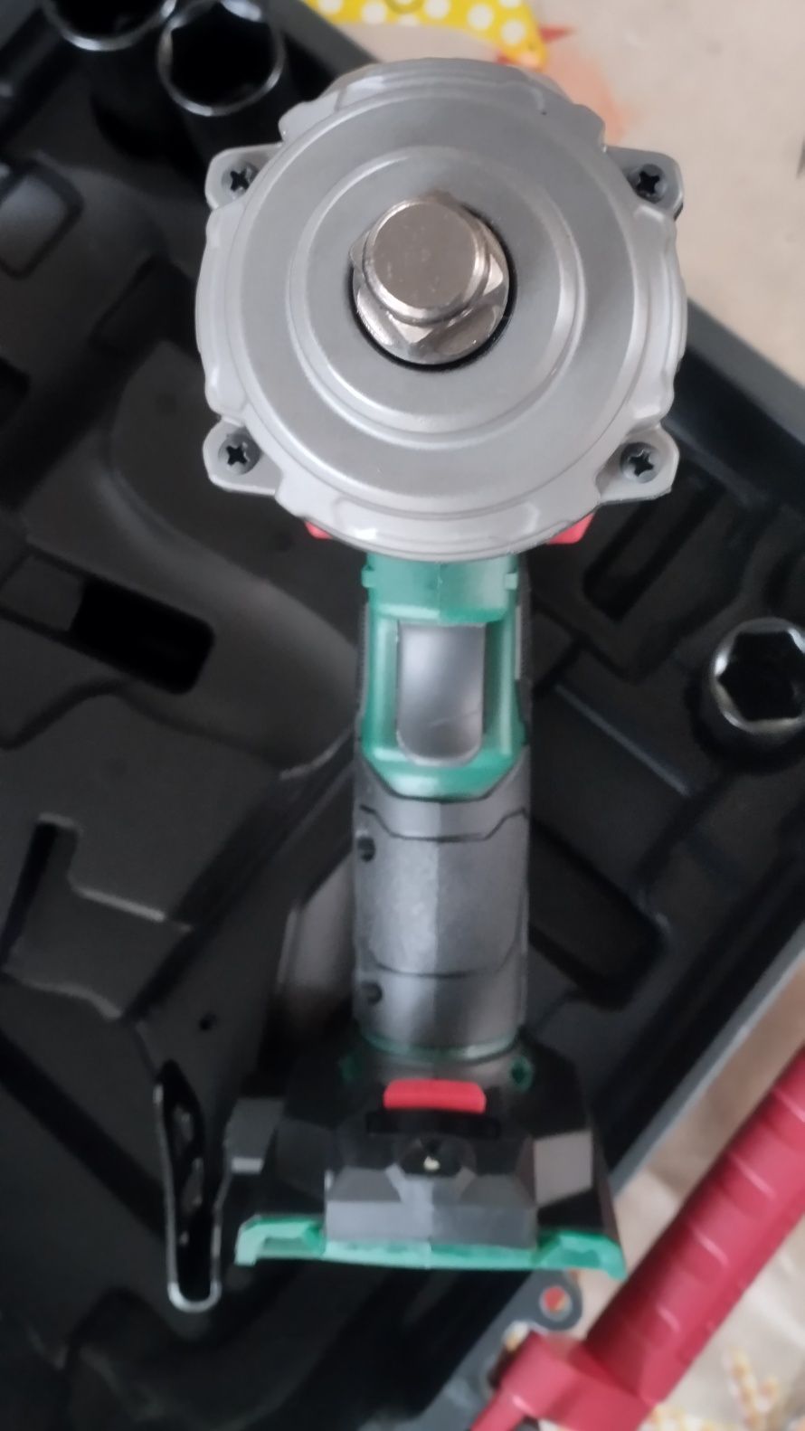 Aparafusadora de Impacto a bateria 20V Parkside