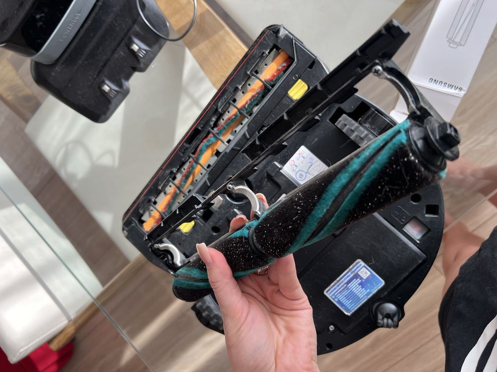 Робот пилосос Samsung Powerbot VR20R7260WC/EV
