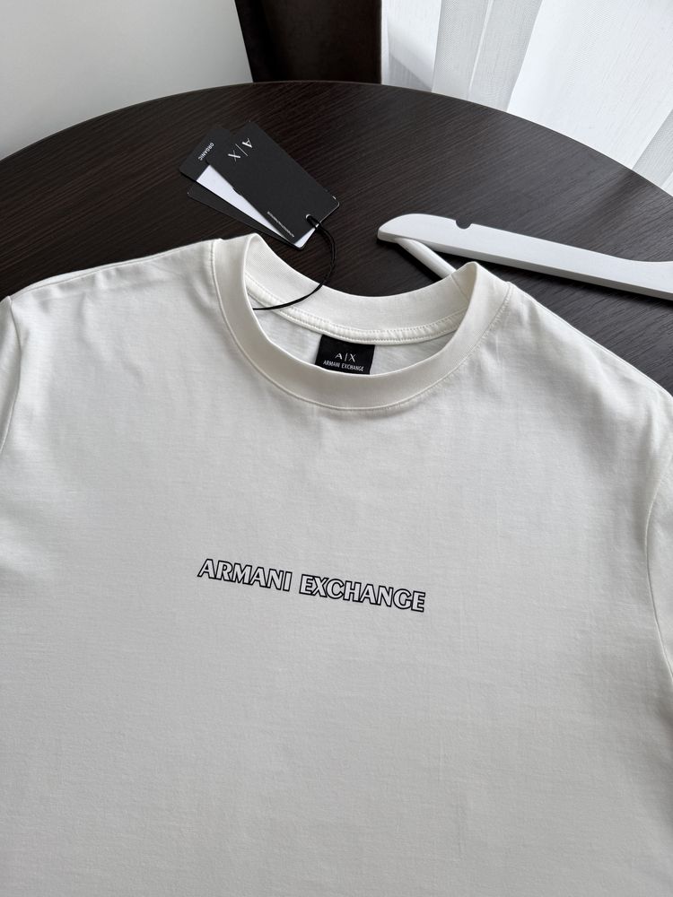 Футболка Armani Exchange